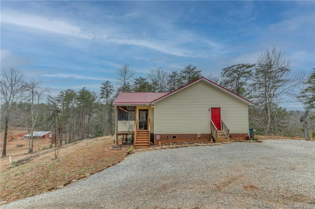 305 Cedar Tree Lane Mill Spring NC 28756