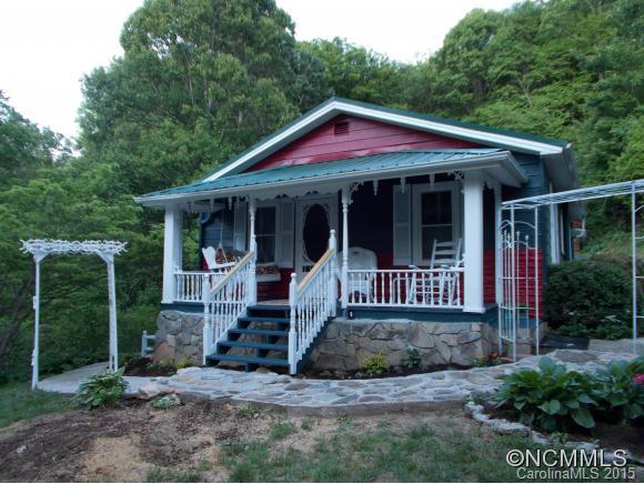 568 Patton Cove Road Swannanoa NC 28778