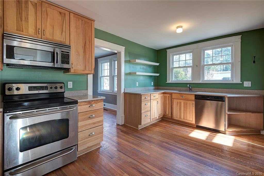 158 Brucemont Circle Asheville NC 28806