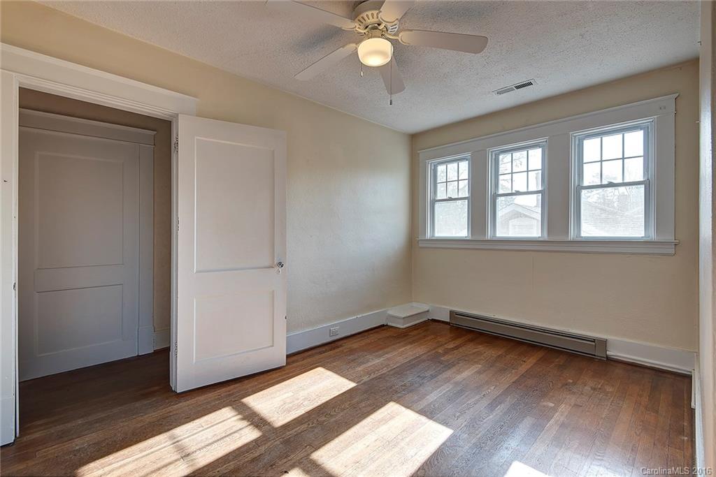 158 Brucemont Circle Asheville NC 28806