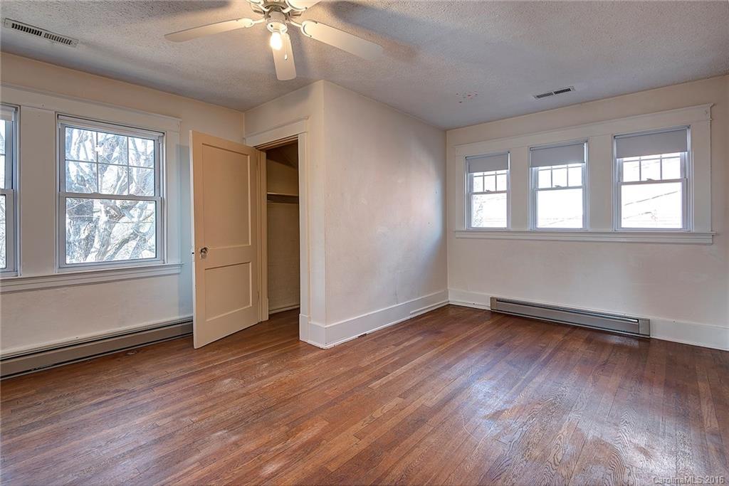158 Brucemont Circle Asheville NC 28806