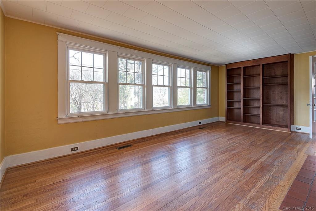 158 Brucemont Circle Asheville NC 28806