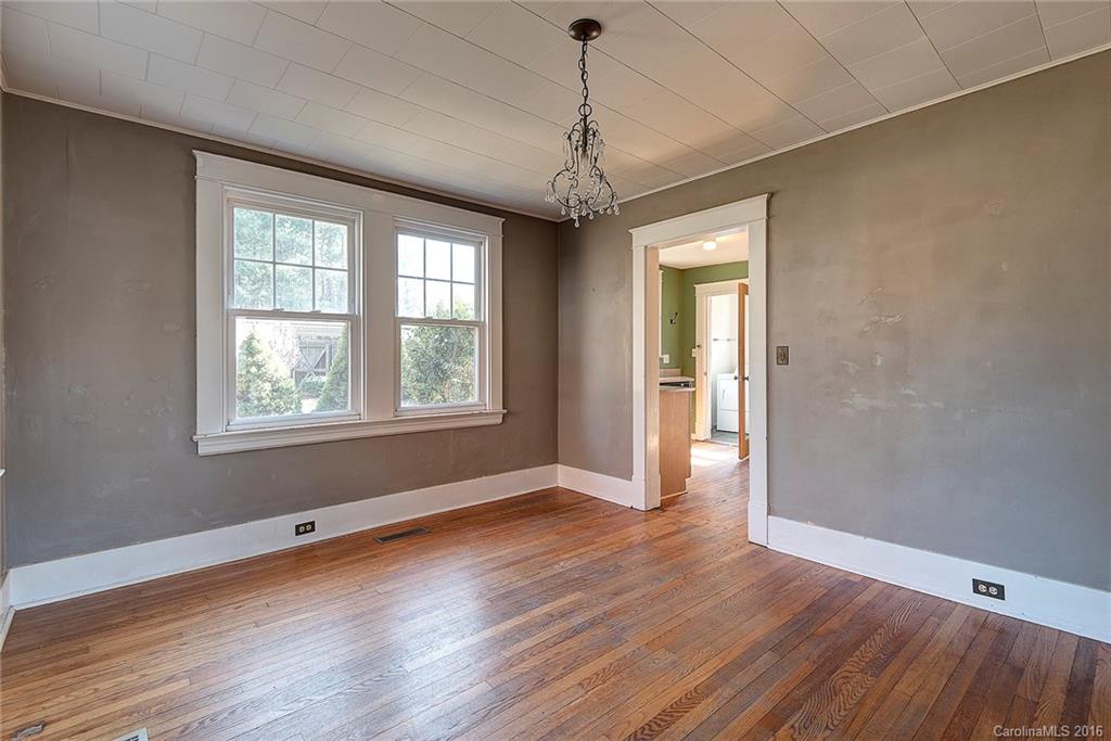 158 Brucemont Circle Asheville NC 28806