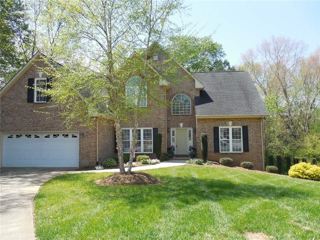 3817 11th Street Place NE Hickory NC 28601