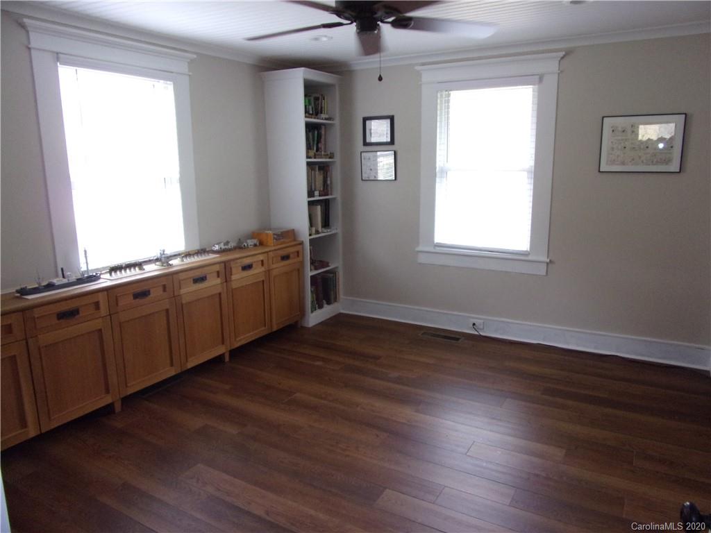 27 Maney Branch Road Weaverville NC 28787