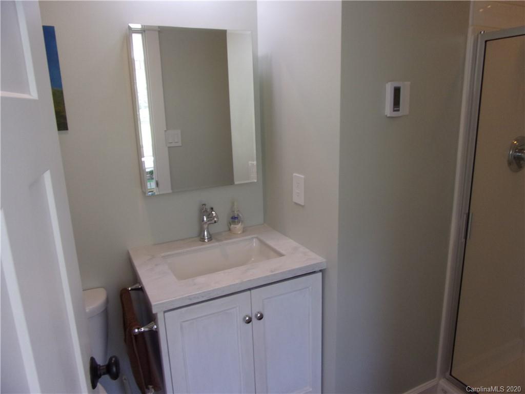 27 Maney Branch Road Weaverville NC 28787