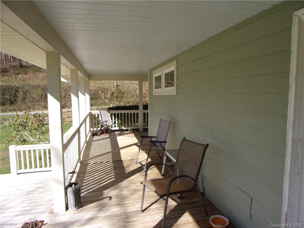 27 Maney Branch Road Weaverville NC 28787
