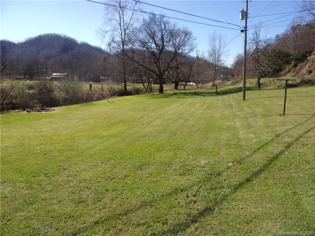 27 Maney Branch Road Weaverville NC 28787