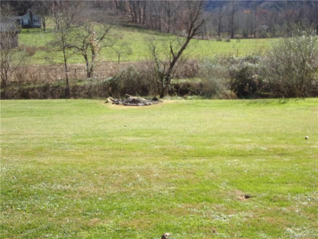 27 Maney Branch Road Weaverville NC 28787