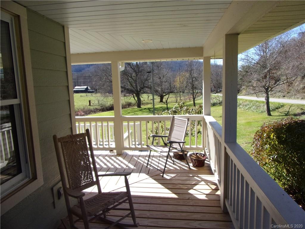 27 Maney Branch Road Weaverville NC 28787