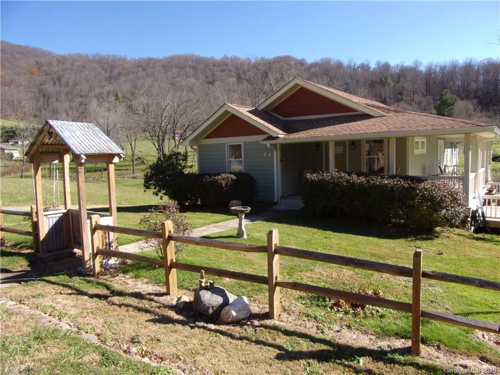 27 Maney Branch Road Weaverville NC 28787