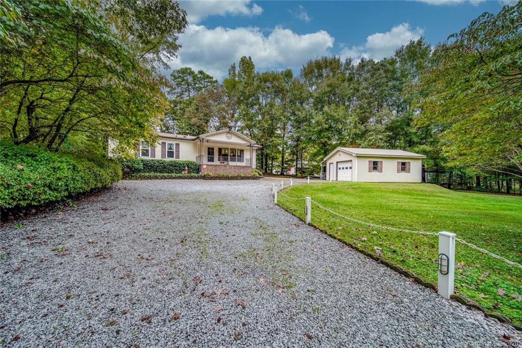 842 Archdale Drive Concord NC 28027