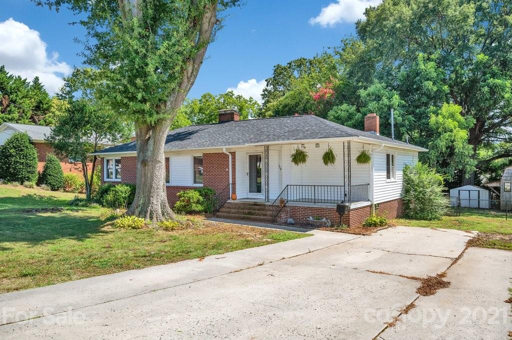 119 W College Street Stanley NC 28164