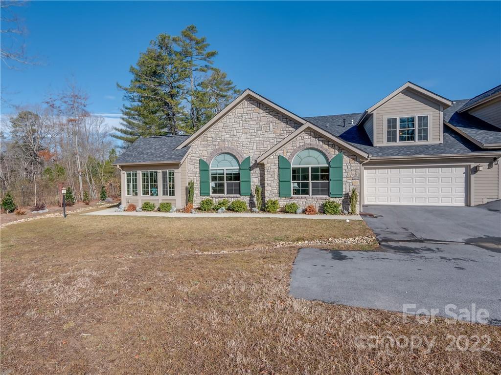 428 Summerfield Place Flat Rock NC 28731