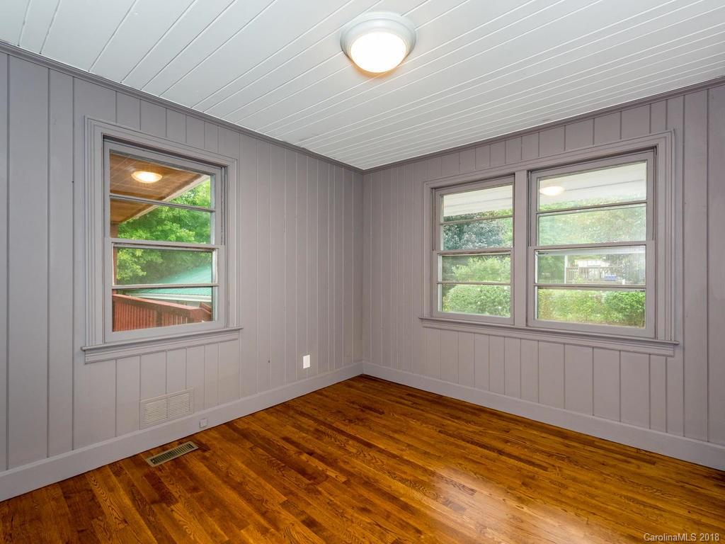 30 Wentworth Avenue Asheville NC 28803