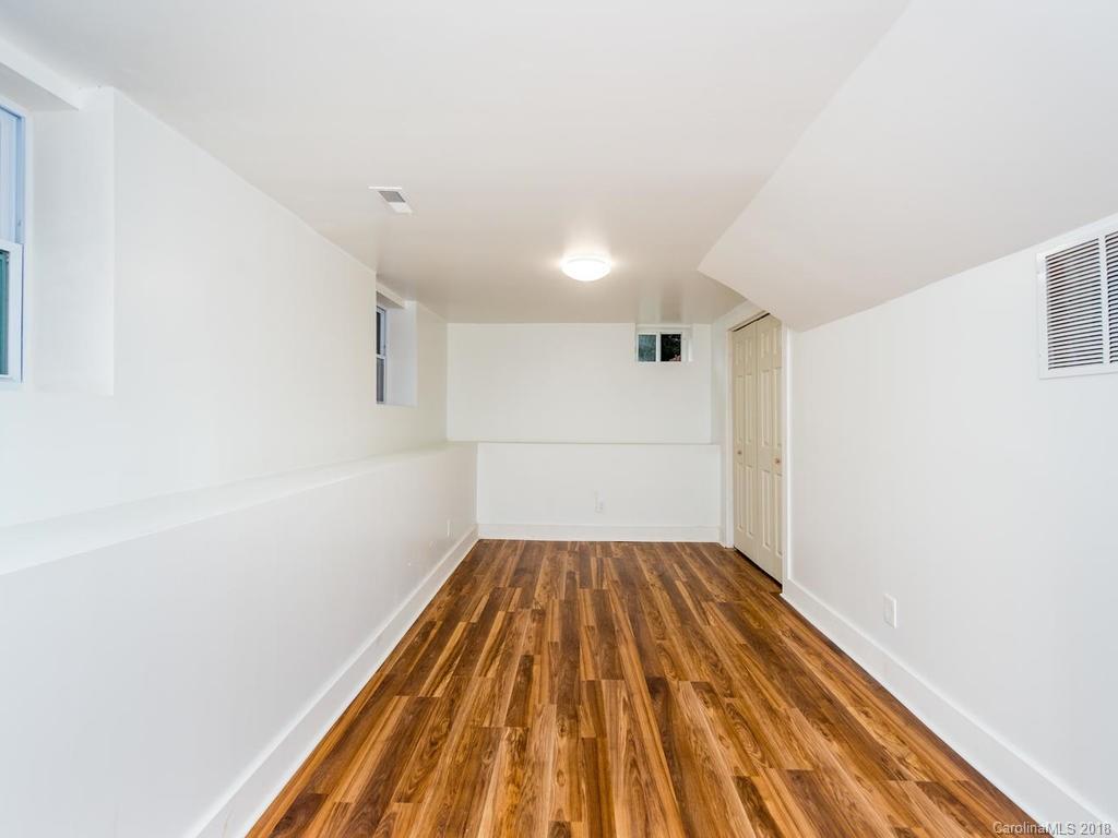 30 Wentworth Avenue Asheville NC 28803