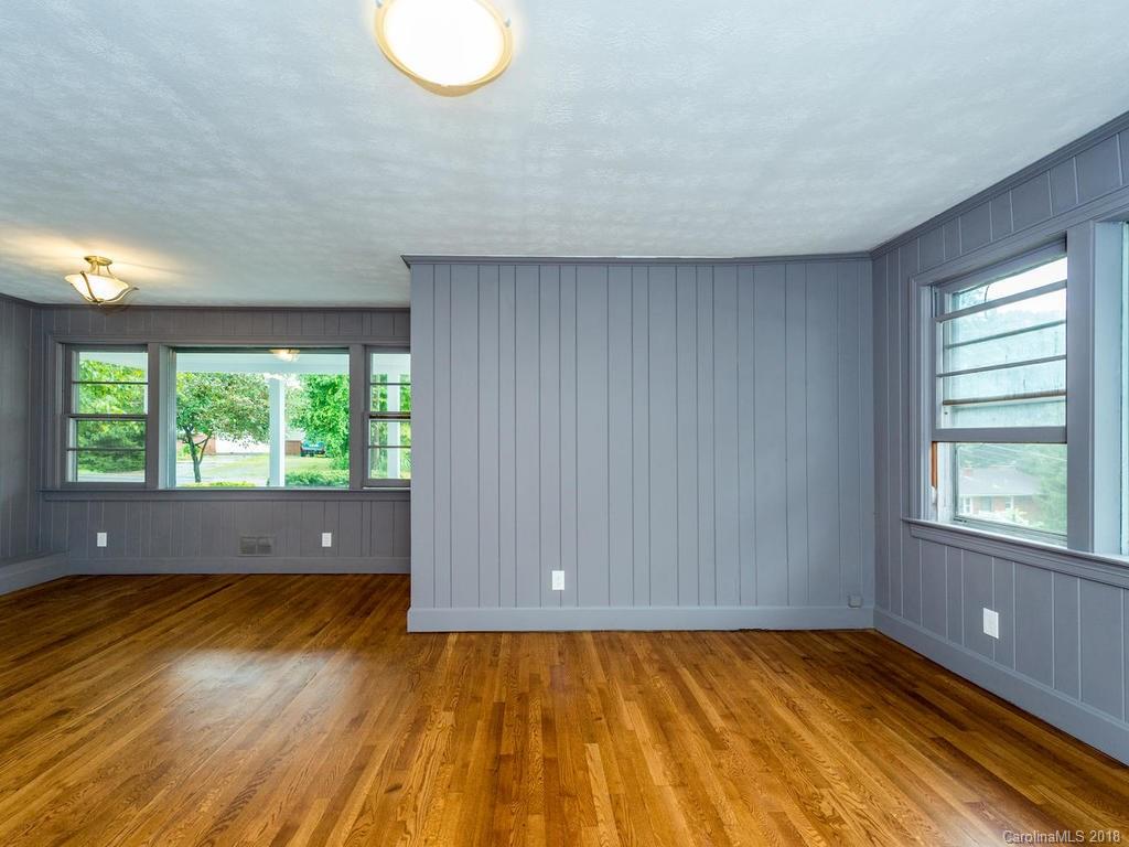 30 Wentworth Avenue Asheville NC 28803
