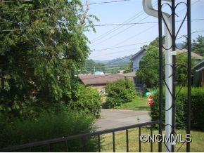 11 Temple Avenue Asheville NC 28804