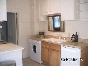 11 Temple Avenue Asheville NC 28804