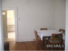 11 Temple Avenue Asheville NC 28804