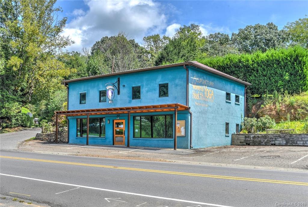207 Weaverville Road Asheville NC 28804