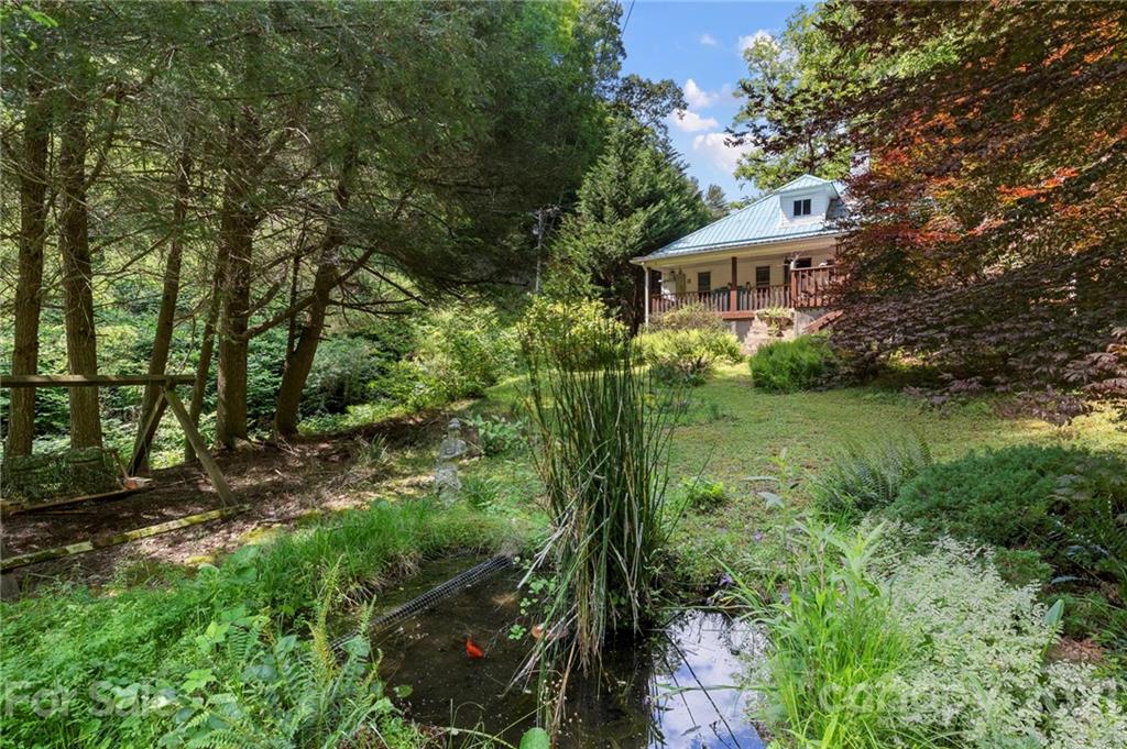 136 Bennett Branch Road Green Mountain NC 28740