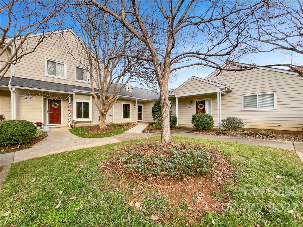 814 Sardis Cove Drive Charlotte NC 28270
