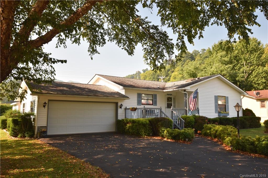 29 Sunflower Lane Waynesville NC 28785