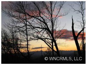 151 Black Oak Drive Asheville NC 28804