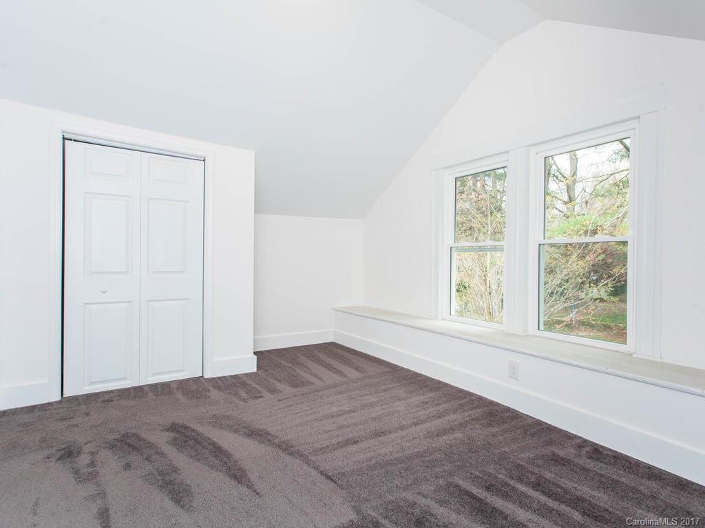 126 Hanover Street Asheville NC 28806