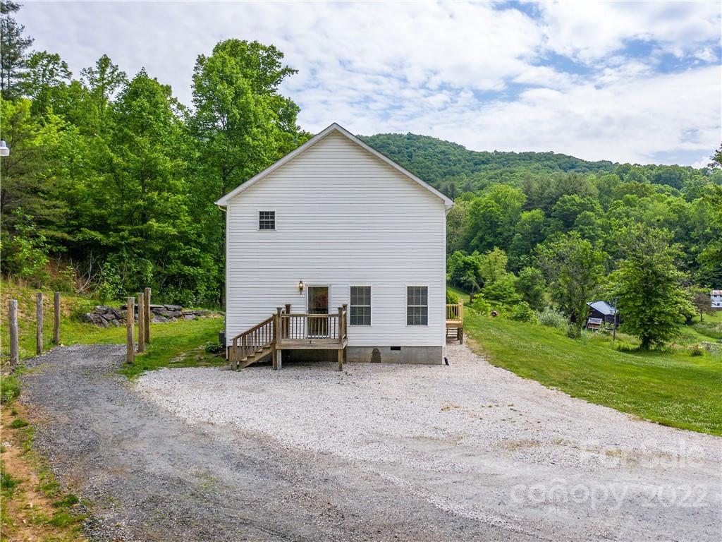 153 Cliff Buchanan Road Spruce Pine NC 28777