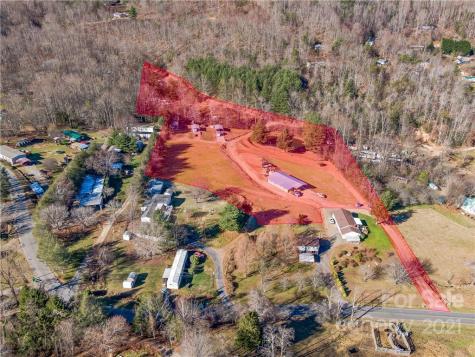 180B Smith Cove Road Candler NC 28715