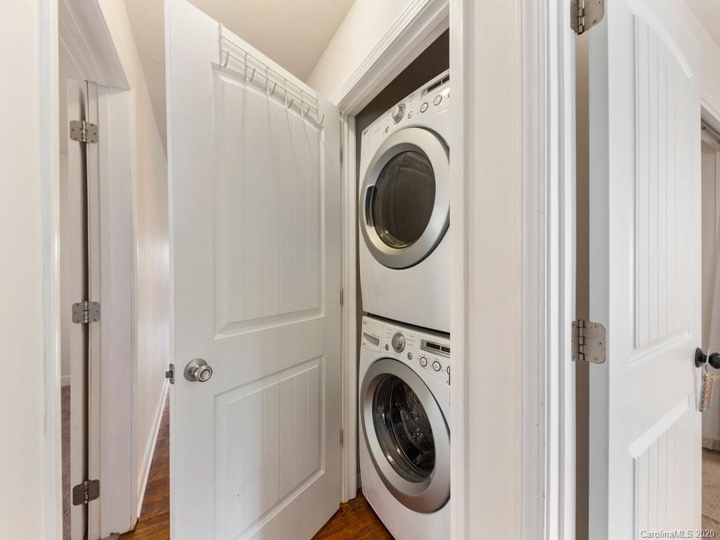 354 Deaverview Road Asheville NC 28806