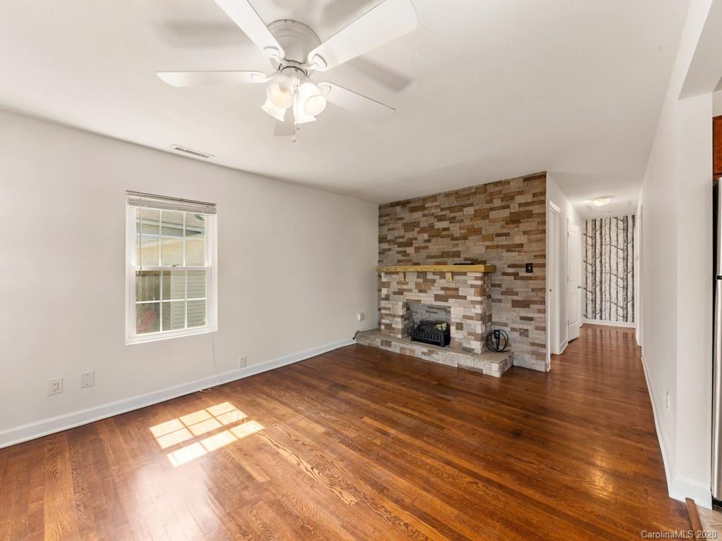 354 Deaverview Road Asheville NC 28806