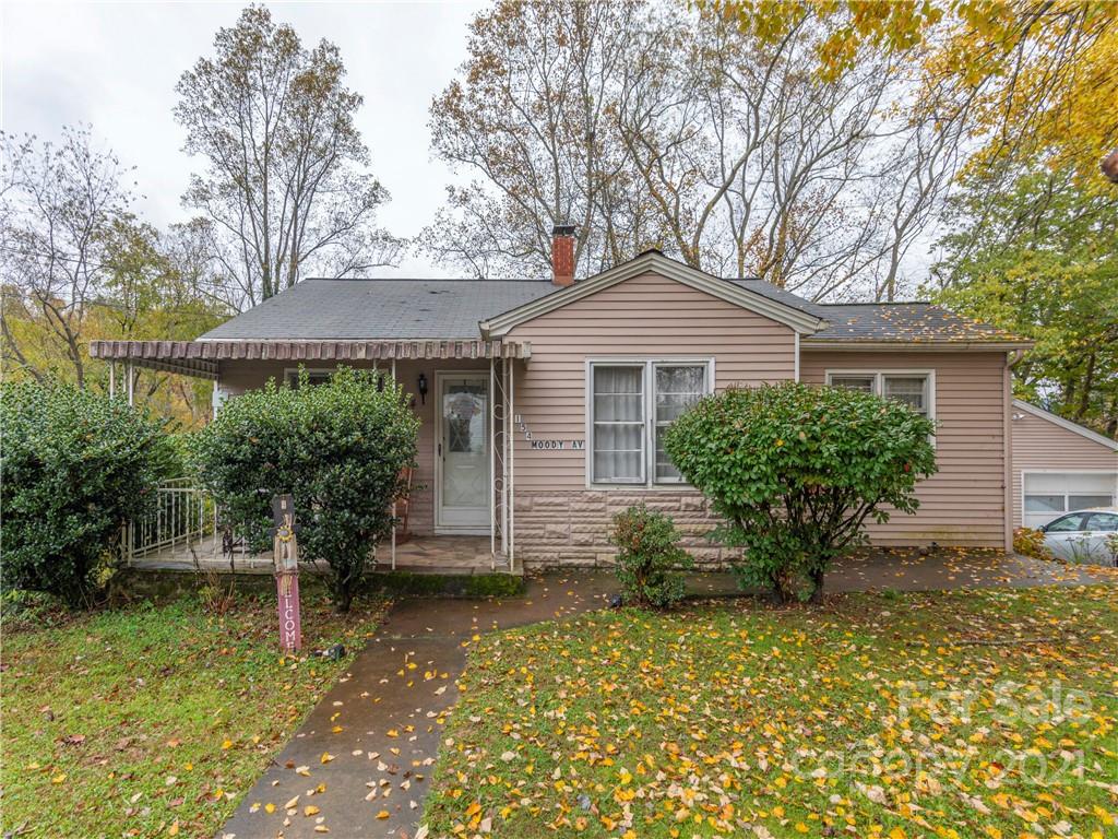 154 Moody Avenue Candler NC 28715