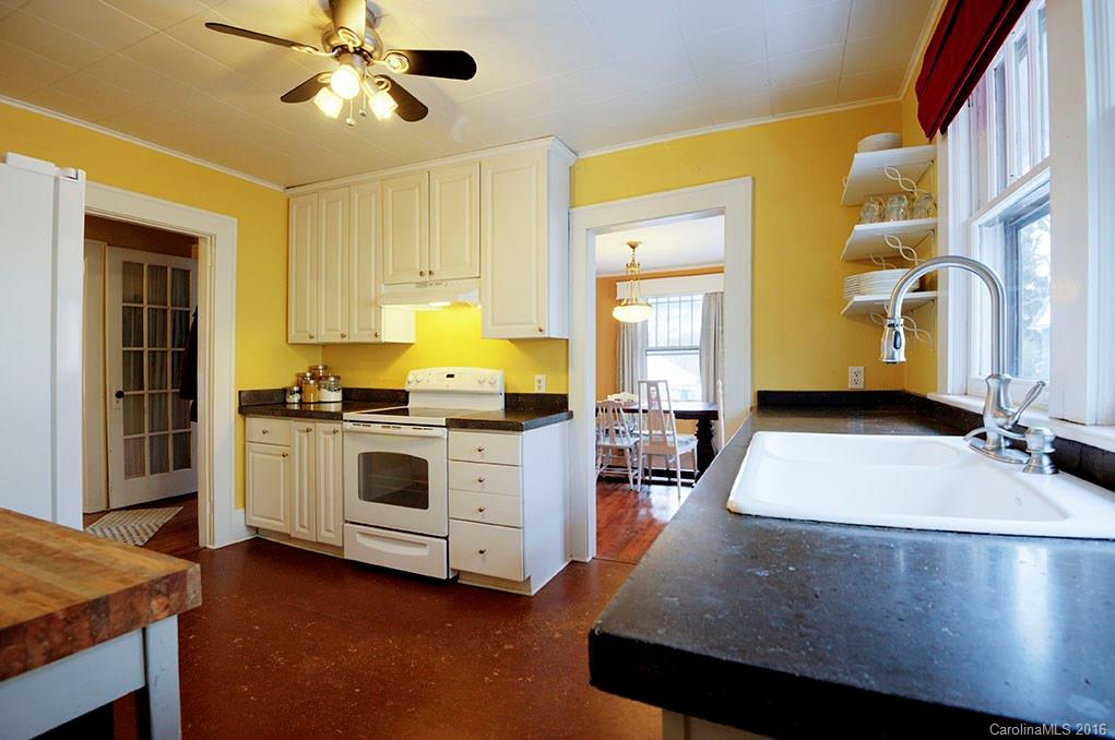90 Unadilla Avenue Asheville NC 28803