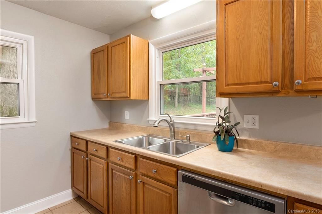 110 Lovers Loop Road Asheville NC 28803