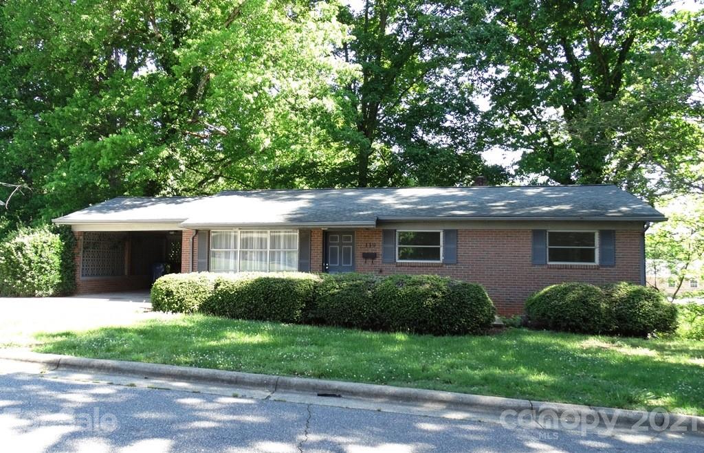 119 21st Avenue NE Hickory NC 28601
