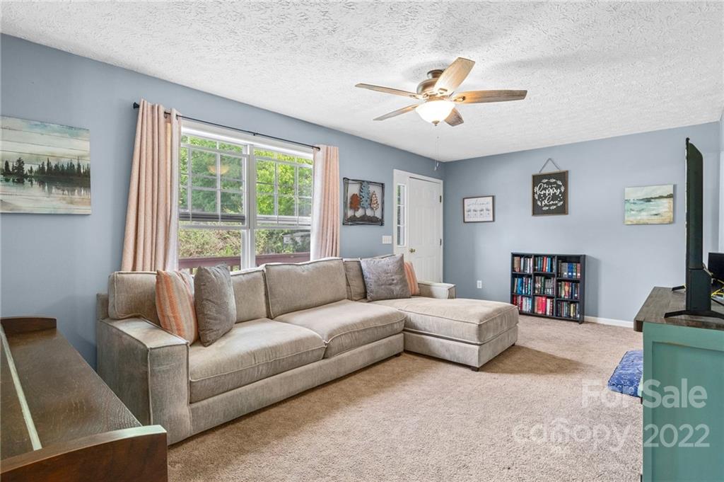 41 Onyx Lane Brevard NC 28712
