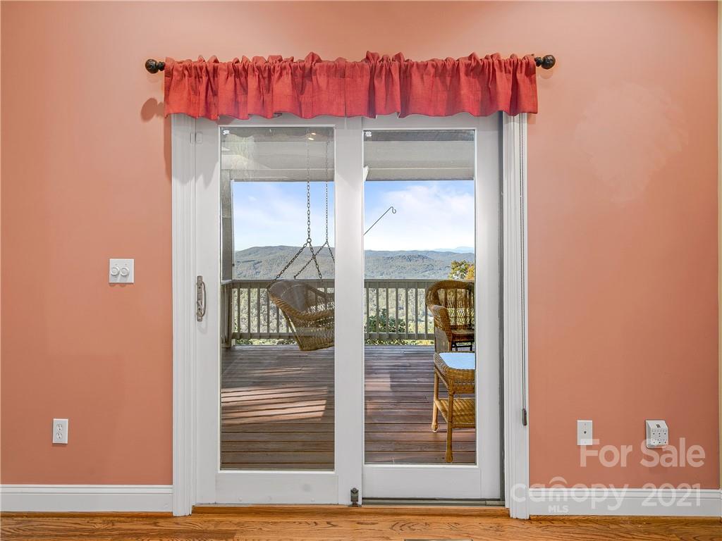 4384 Laurel Park Highway Hendersonville NC 28739