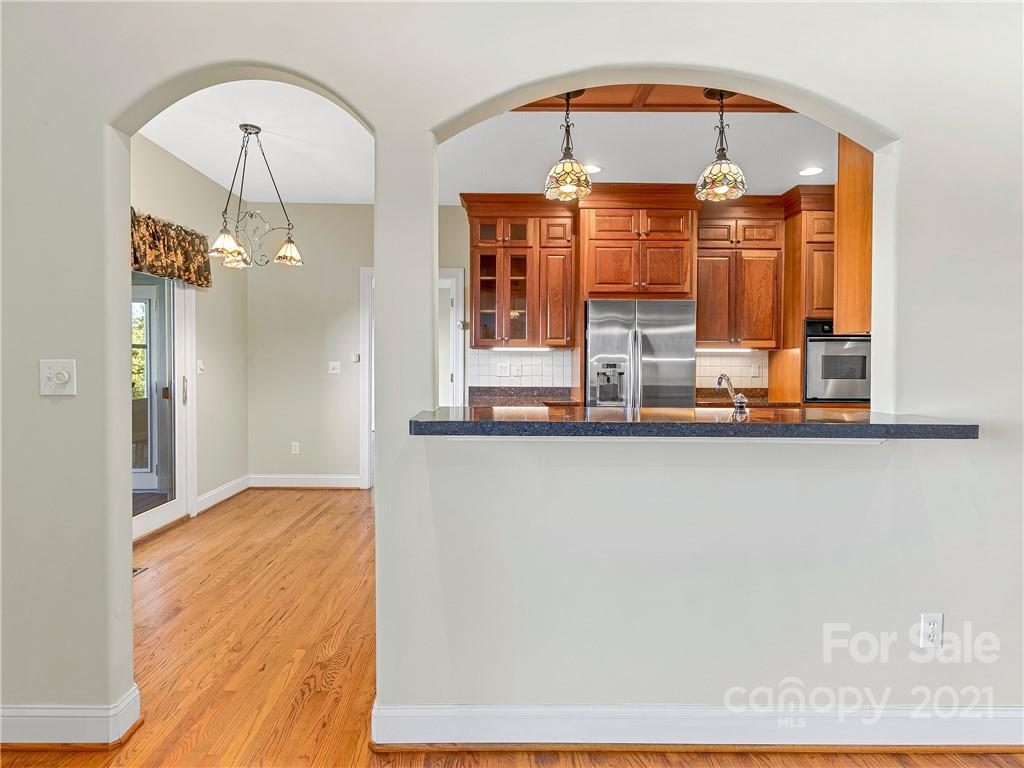4384 Laurel Park Highway Hendersonville NC 28739