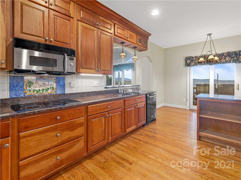 4384 Laurel Park Highway Hendersonville NC 28739