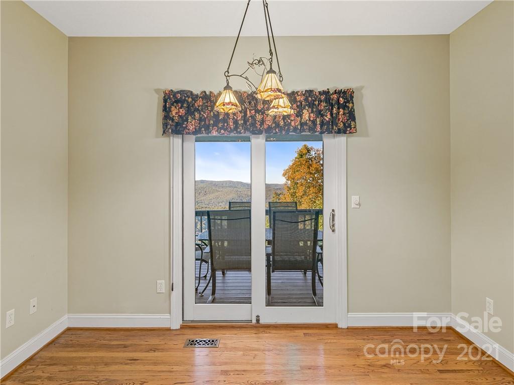 4384 Laurel Park Highway Hendersonville NC 28739
