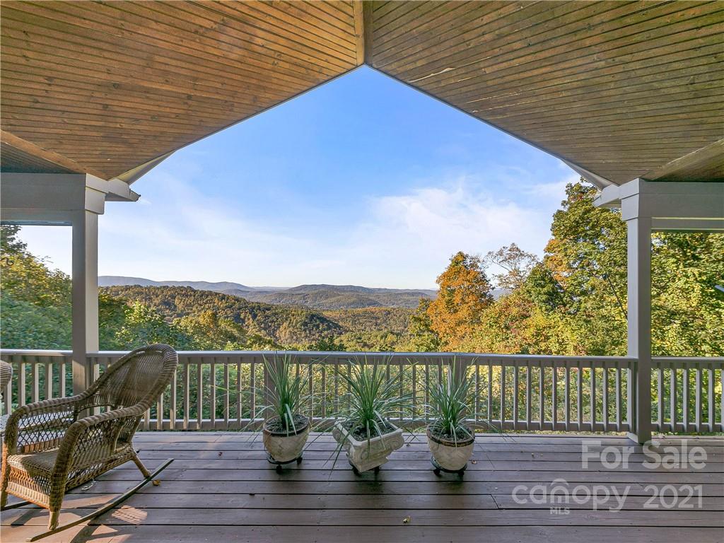 4384 Laurel Park Highway Hendersonville NC 28739