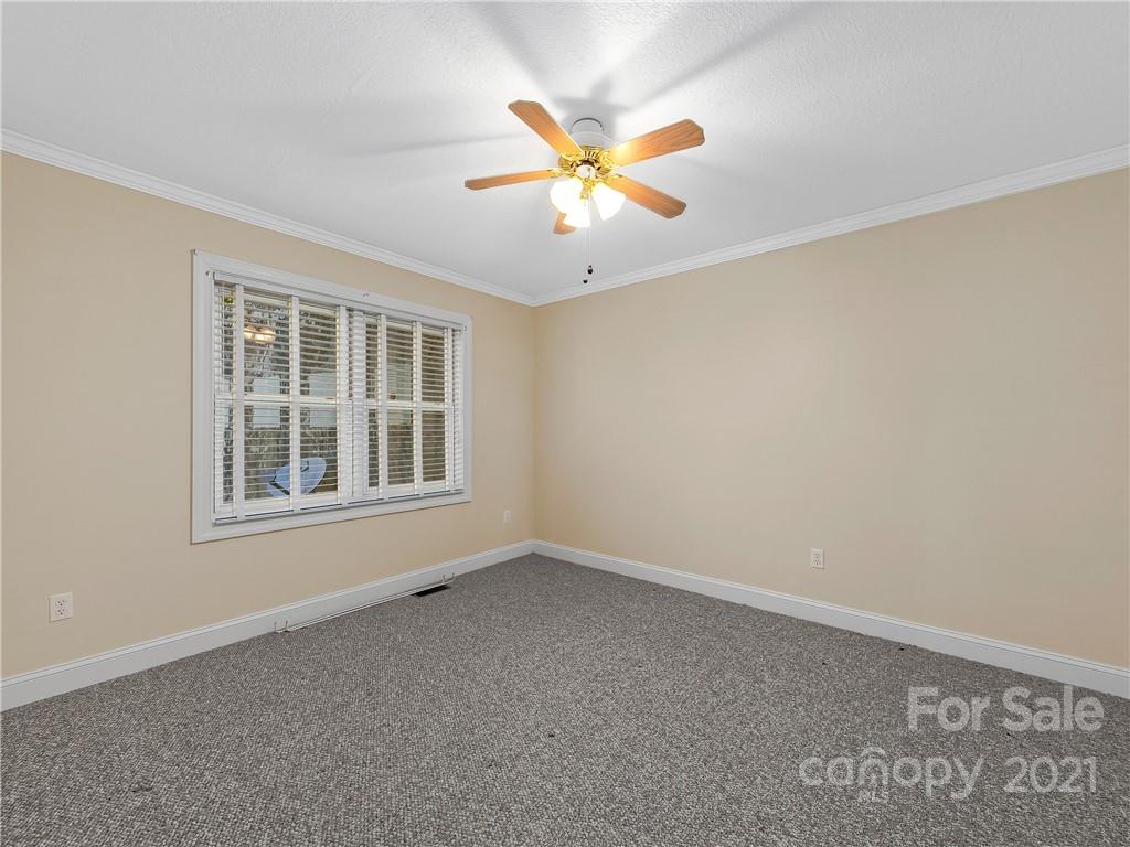 4384 Laurel Park Highway Hendersonville NC 28739