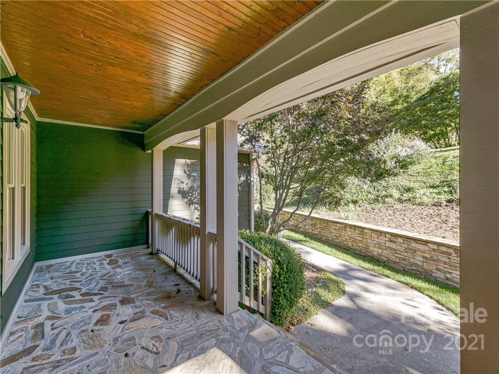 4384 Laurel Park Highway Hendersonville NC 28739
