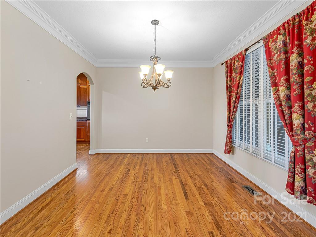 4384 Laurel Park Highway Hendersonville NC 28739