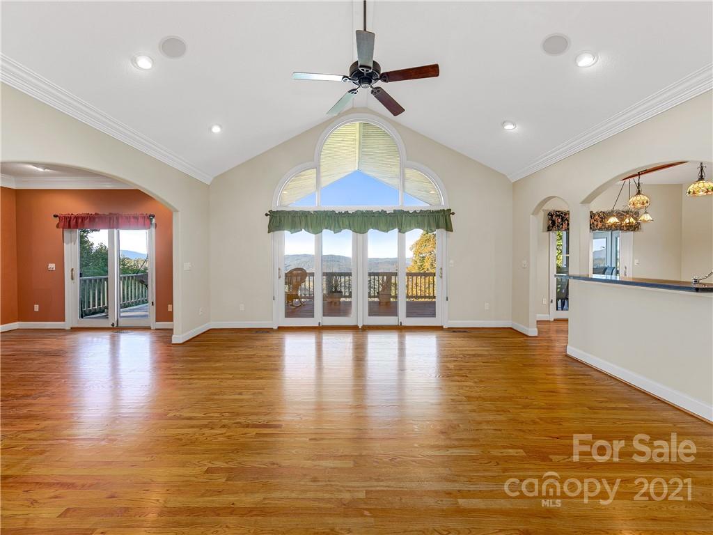 4384 Laurel Park Highway Hendersonville NC 28739
