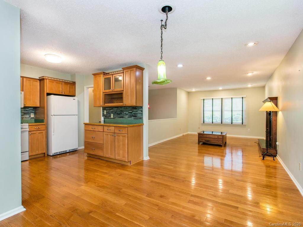 25 Tuckaway Drive Asheville NC 28803