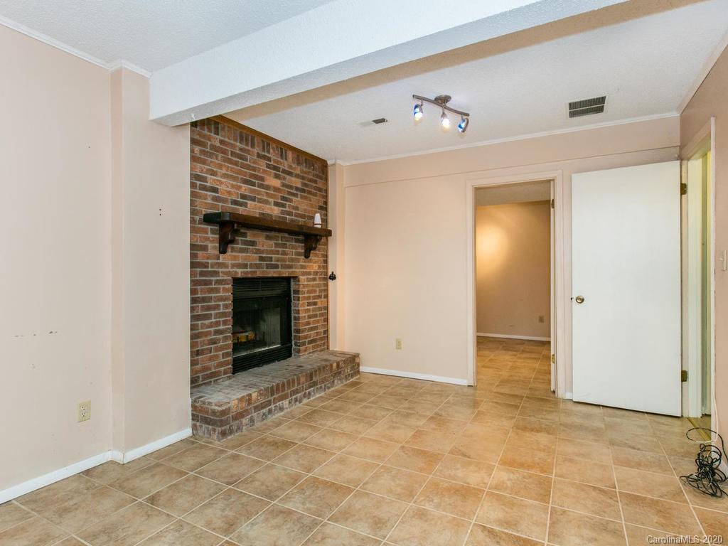 25 Tuckaway Drive Asheville NC 28803